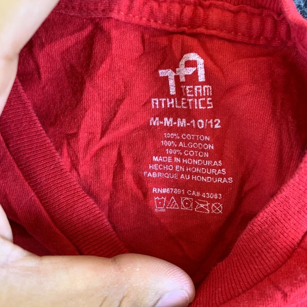 Team Athletics Shirt Youth M Red Christian McCaffrey #22 San Francisco 49ers NFL